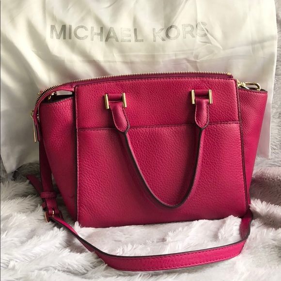 Micheal Kors Bag - Picture 2 of 6